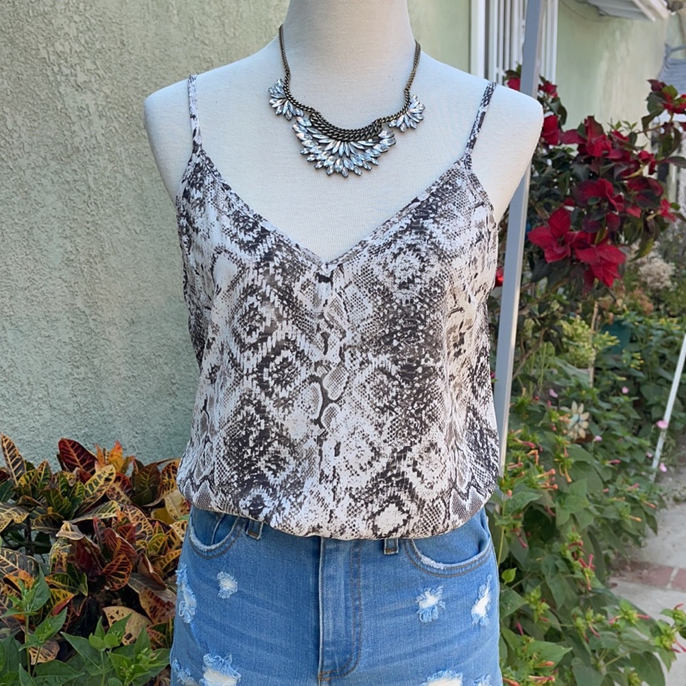 🔥Last One🔥💓BEAUTIFUL TOP💓